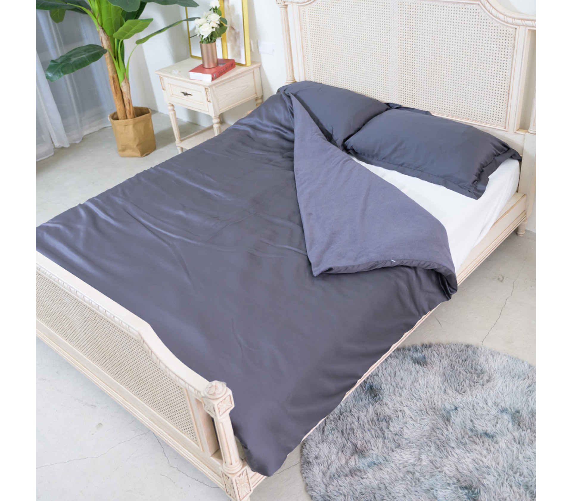 雙人蠶絲拉絨寢具<180*210>-1145(被套*1+枕頭套*2)