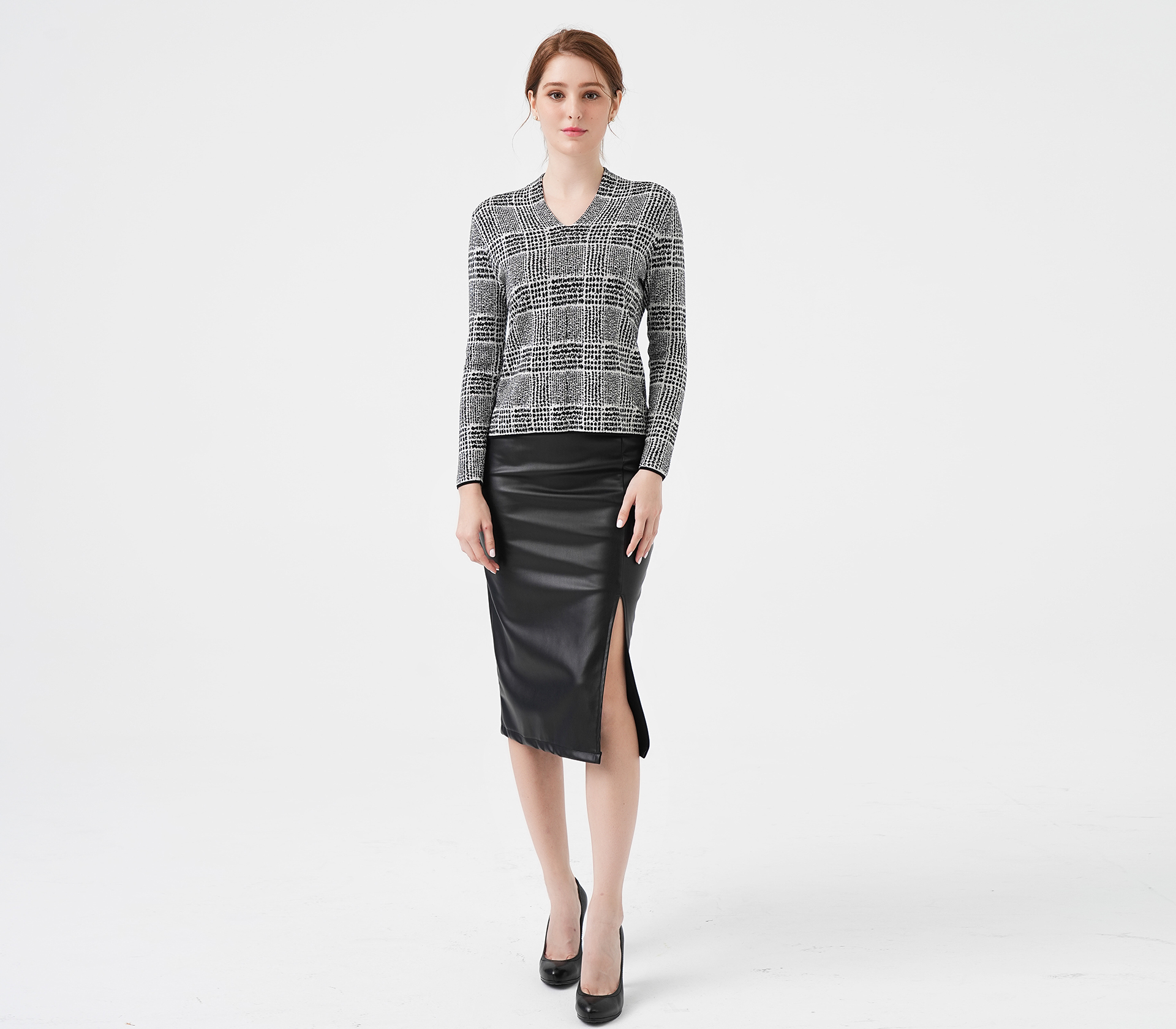 闕蘭絹金銀絲蠶絲毛衣 - 黑色 - 6674