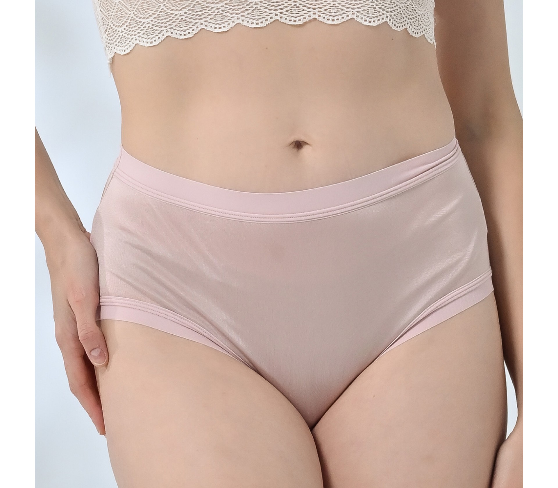 闕蘭絹經典素面40針100%蠶絲中高腰內褲-88446-1(豆沙)
